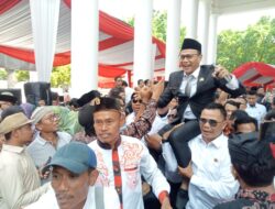 Sungguh Meriah Prosesi Pelantikan Anggota Dewan Terpilih di Karawang