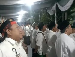 Keluarga Besar Jama’ah Manaqib Al Karomat Ponpes Nurul Karomah Kendangsari Gelar Manaqib