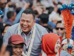 Paslon Acep-Gina Resmi Mendaftar di KPU Karawang Kamis Sore