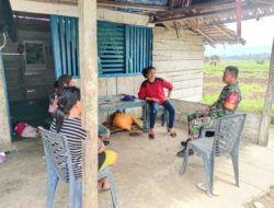 Komsos Babinsa Koramil 1311-03/Petasia Bersama Warga Desa Koya