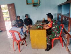 Babinsa Koramil 1311-08/Soyo Jaya Pererat Hubungan dengan Warga Melalui Komsos