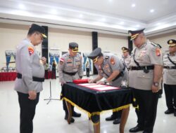 Pejabat Utama Polda Kepri dan Kapolres/TA Jajaran Mutasi dan alih Tugas Jabatan
