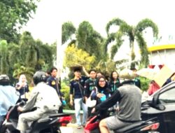 Mahasiswa Umrah Tanjungpinang Kembali Bakti Sosial Bagikan Takjil untuk Masyarakat di Bulan Ramadhan