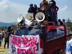 FPRLT Gelar Prakondisi dan Pembagian Selebaran di 13 Desa Bungku Timur