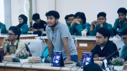 MENJABAT TANPA MERAKYAT: ALIANSI MAHASISWA CAP DPRD POSO INKOMPETEN