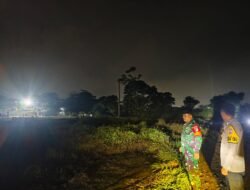 Aksi Sigap Polsek dan Koramil Bahodopi Padamkan Kebakaran Lahan di Belakang SMAN 1 Bahodopi