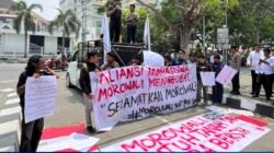 Selamatkan Morowali! Mahasiswa Kepung DPRD dan Kantor Gubernur Sulteng