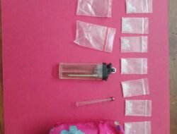 Dua Pria Diringkus di Bente, 8 Saset Sabu 2,60 Gram Disita dari Celana yang Dijemur