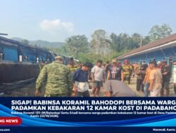 Sigap! Babinsa Koramil Bahodopi Bersama Warga Padamkan Kebakaran 12 Kamar Kost di Padabaho